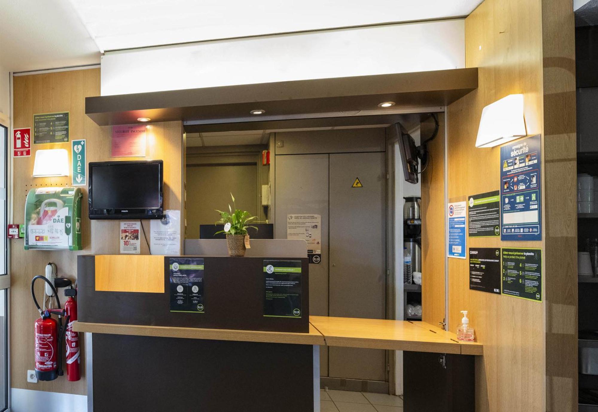 B&B Hotel Avignon 1 Le Pontet  Zewnętrze zdjęcie