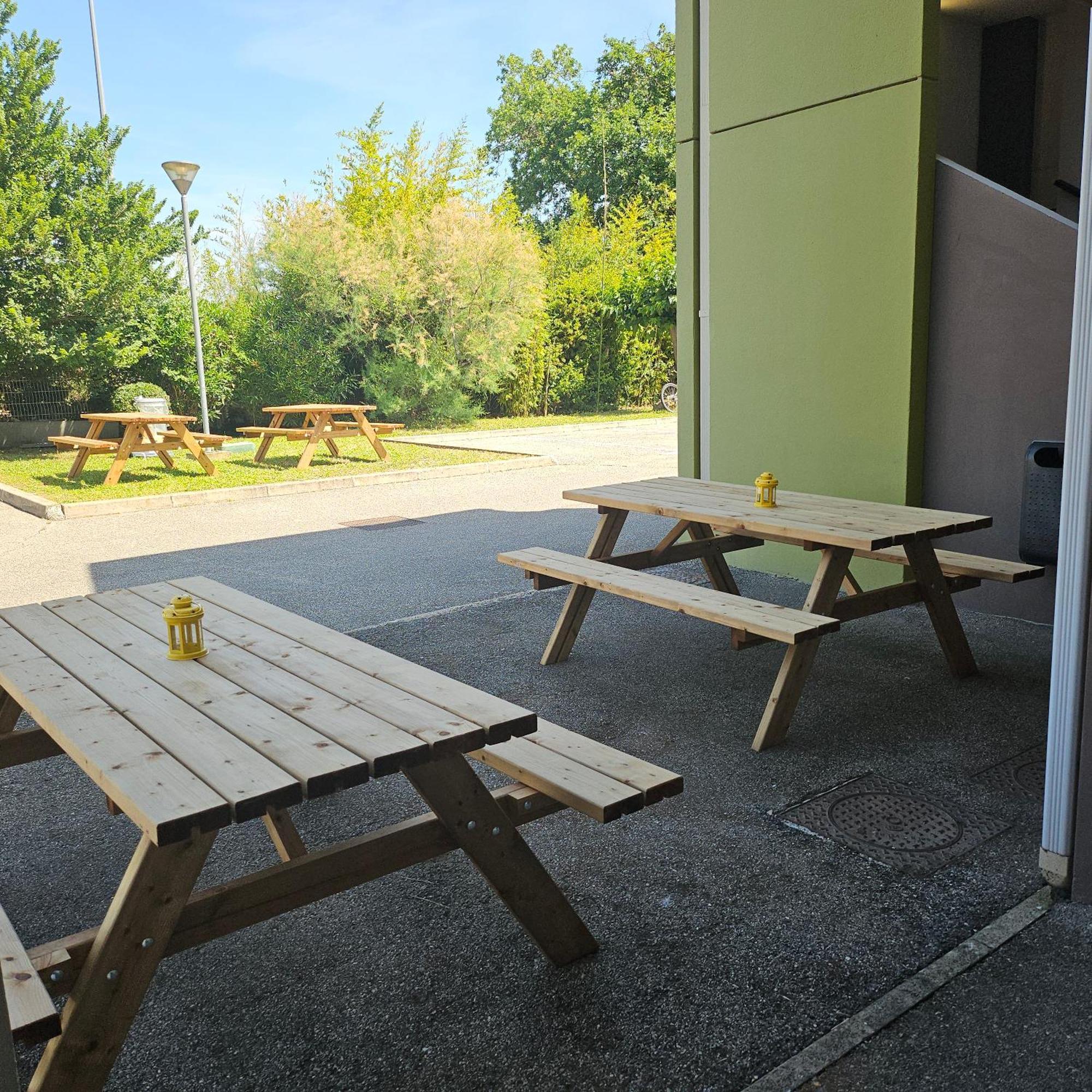B&B Hotel Avignon 1 Le Pontet  Zewnętrze zdjęcie